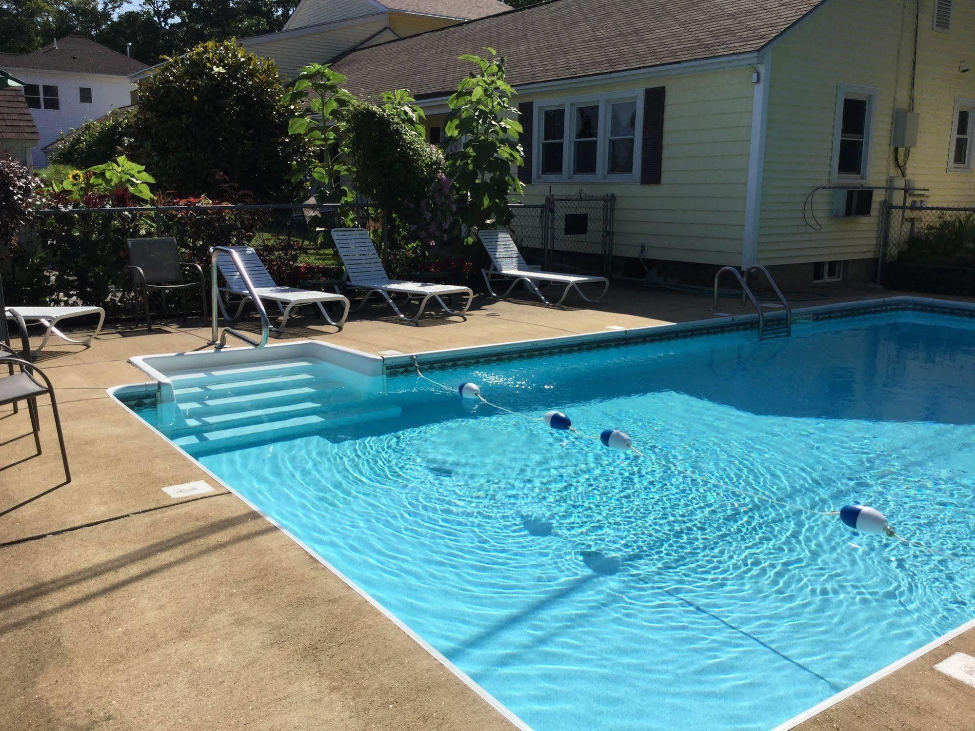 Bay Top Motel Weirs Beach Exterior foto